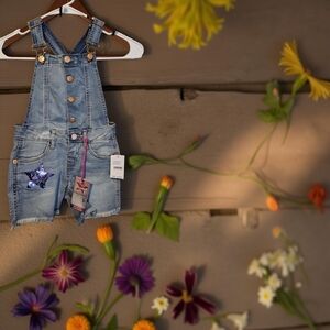1 NWT Size 5 Girls Vigoss Blue Denim Overalls Classic Casual Style